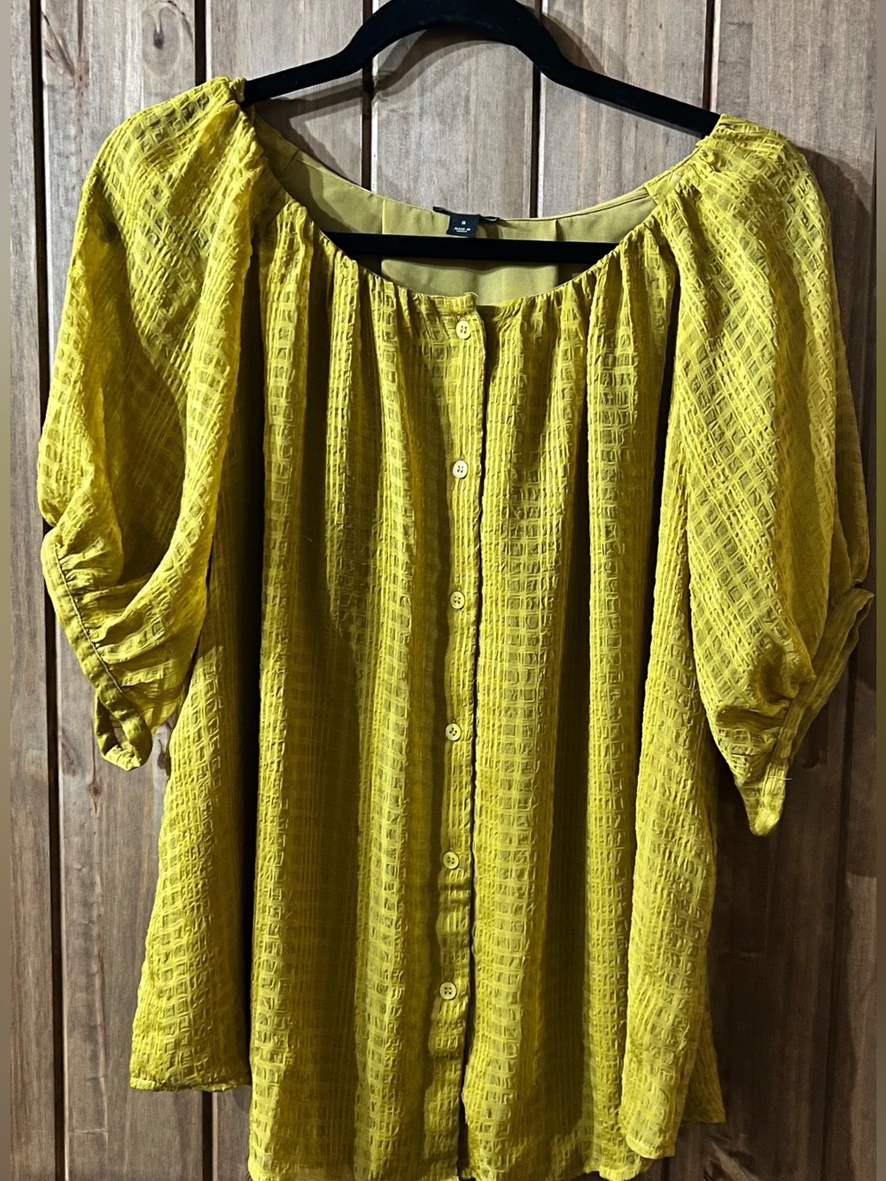 Ann Taylor Women’s Lightweight Button-Front Blouse